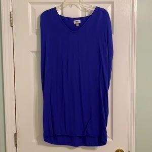 Short, cap-sleeve dress.